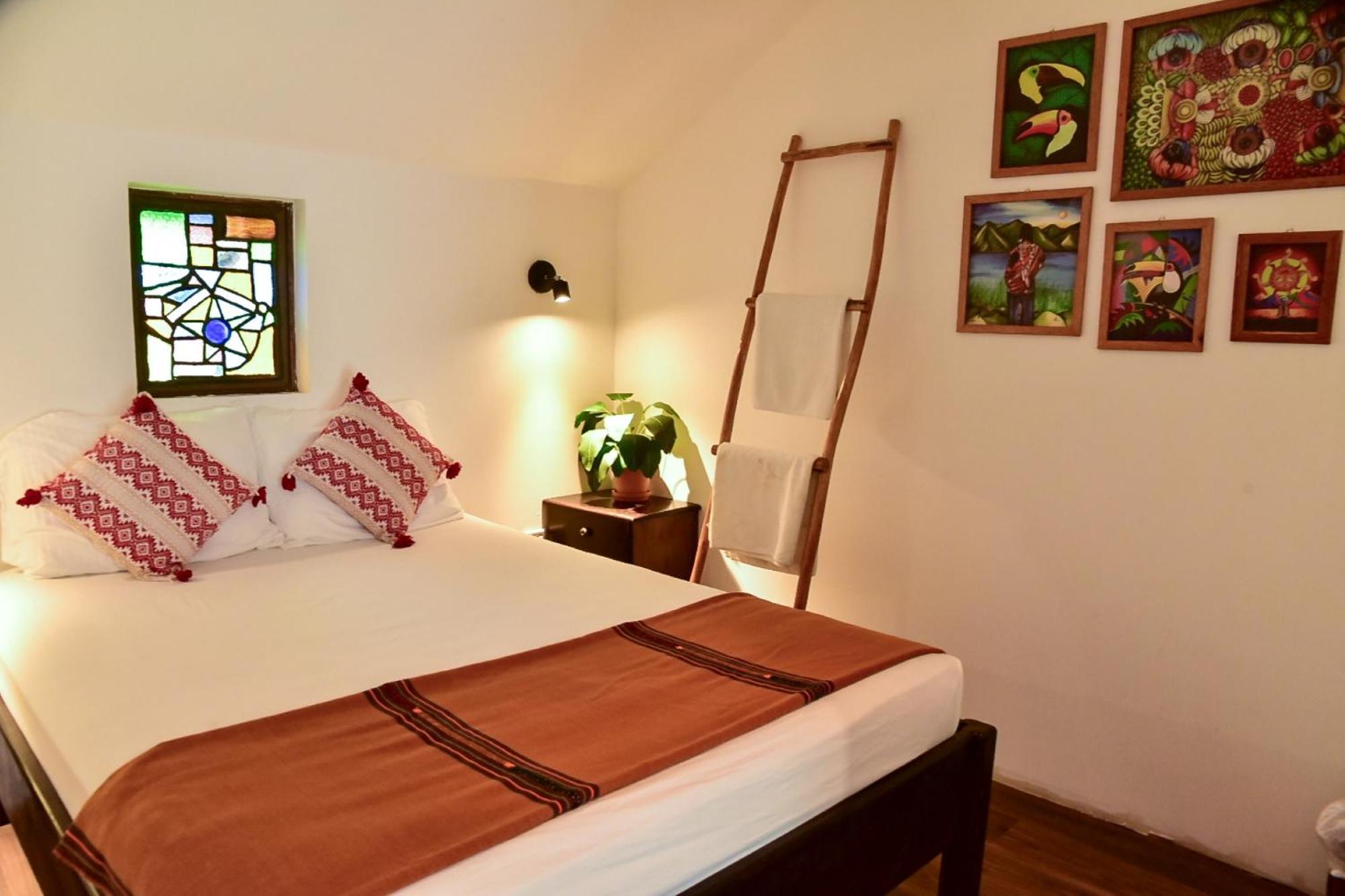 Los Amigos Hostel Flores Zewnętrze zdjęcie